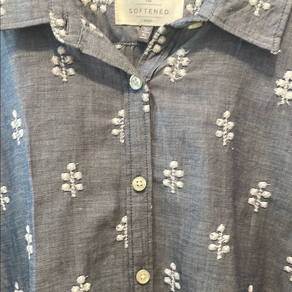 NWT LOFT “the softened” Blue Floral Embroidered Shirt - Picture 5 of 11
